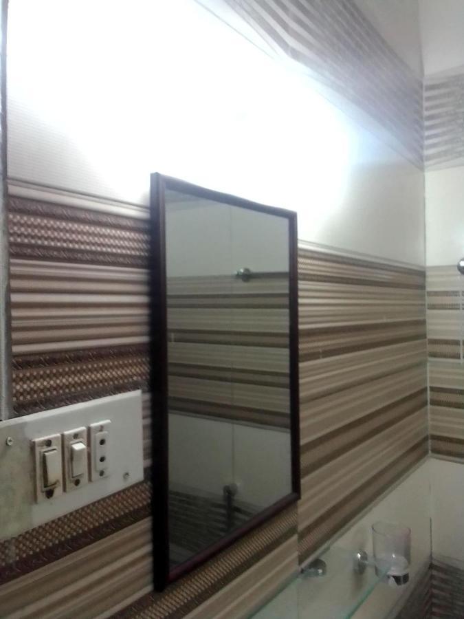 Newly Renovated Guesthouse Iszlámábád Kültér fotó